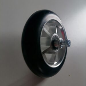 Колесо каучук 100мм Elva